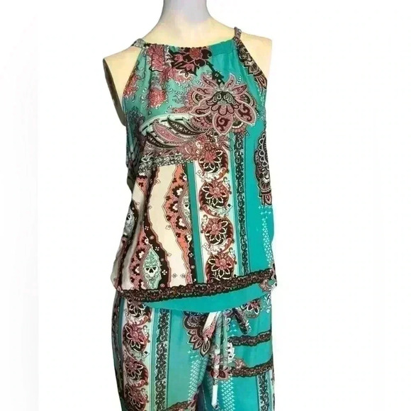 Flirty Pink floral print open back Green jumpsuit Size M - Picture 2 of 10